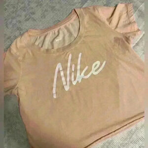 NIKE women CropTop In Peach Color - SIZE M -A53